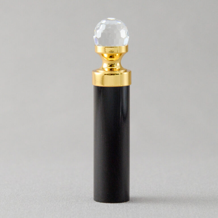 nin-bk-002